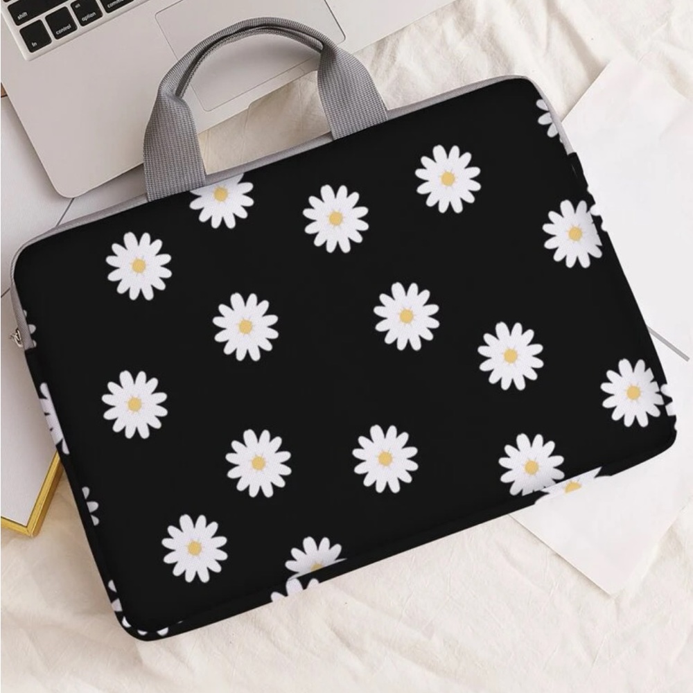 Figure Graphic Laptop Bag 💻